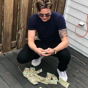 Meet your Posher, Hans